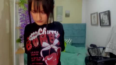 Sarah Ramirez online show from 02-01-25, 03:19