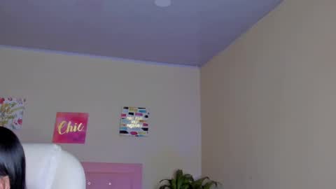 Sarah Ramirez online show from 02-19-25, 11:38