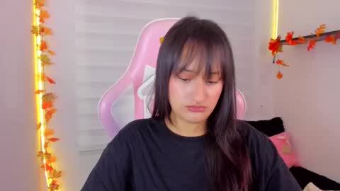 Sarah Ramirez online show from 11-13-25, 02:43