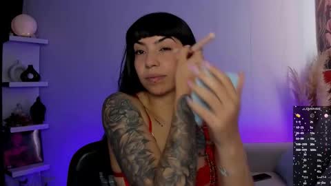 Snapshot of saraadesire chatting on 09-16-25, 04:52 Sara online show from 09-16-25, 04:52