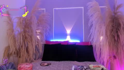 Snapshot of saraavila_ chatting on 09-19-25, 10:10 SaraAvila  online show from 09-19-25, 10:10