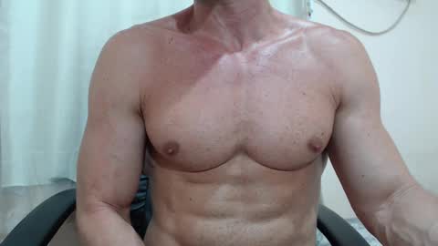 saradorj92 online show from 11-23-25, 05:35