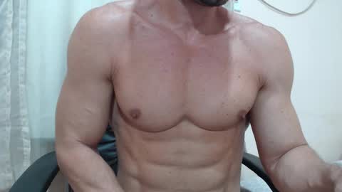 saradorj92 online show from 12-01-25, 05:56