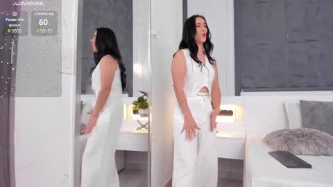  Sara Gomez  online show from 12-24-24, 05:02