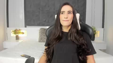 Snapshot of saragomez_1 chatting on 10-08-25, 12:36 Sara Gomez online show from 10-08-25, 12:36