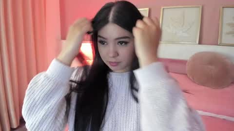 sarah__hills online show from 09-19-25, 01:56