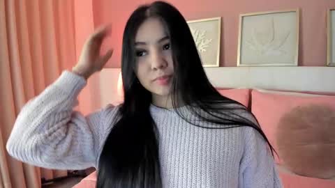 sarah__hills online show from 09-26-25, 01:59