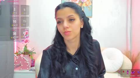 Sara online show from 04-14-26, 09:26