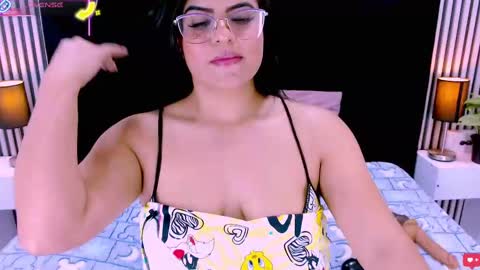 Snapshot of sarah_cream chatting on 10-09-25, 11:14 Sarah online show from 10-09-25, 11:14