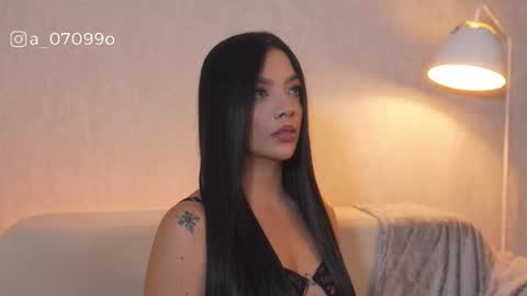       online show from 01-08-26, 10:01