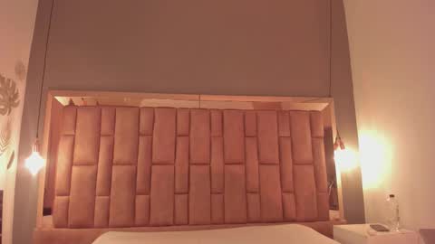 sarah_lile online show from 11-22-25, 09:03