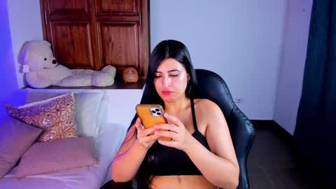 Snapshot of sarah_montale chatting on 01-08-25, 04:12 Sarah Independent model online show from 01-08-25, 04:12