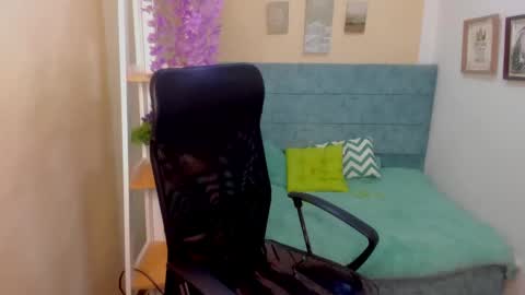 Sarah Ramirez online show from 01-29-25, 12:01