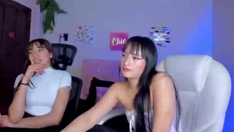 Sarah Ramirez online show from 02-22-25, 05:46