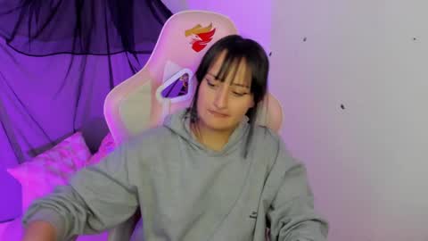 Sarah Ramirez online show from 02-27-25, 08:42