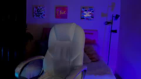 Sarah Ramirez online show from 03-11-25, 11:44