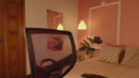 Snapshot of sarah_volkov chatting on 03-11-25, 03:37 online show from 03-11-25, 03:37