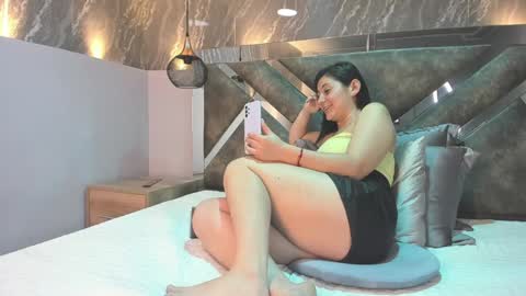Sarah Deyvis online show from 12-14-24, 06:30