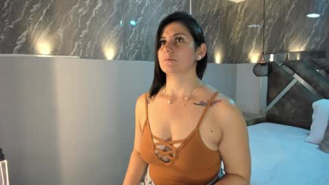 Sarah Deyvis online show from 12-23-24, 08:36