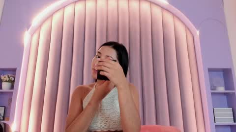 Sarah Evans online show from 12-31-24, 06:13