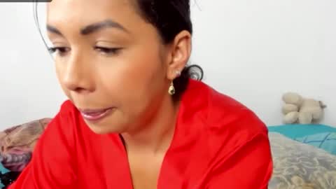 Snapshot of sarahlovexxv chatting on 02-18-26, 06:15 Sarah online show from 02-18-26, 06:15