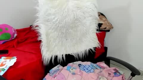 Snapshot of sarahlovexxv chatting on 03-29-26, 04:07 Sarah online show from 03-29-26, 04:07