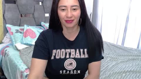 Lia online show from 09-25-25, 09:18