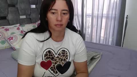 Snapshot of sarahott_1 chatting on 02-09-26, 12:31 Lia online show from 02-09-26, 12:31