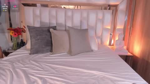 Sarah online show from 10-21-25, 04:30