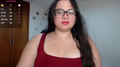 Snapshot of sarahros1 chatting on 09-23-25, 03:20 Sarah online show from 09-23-25, 03:20