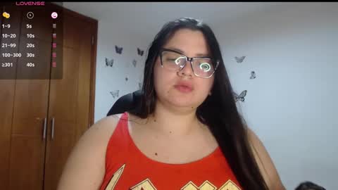 Snapshot of sarahros1 chatting on 10-17-25, 03:31 Sarah online show from 10-17-25, 03:31