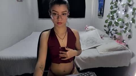 Sarah  online show from 02-10-26, 07:51