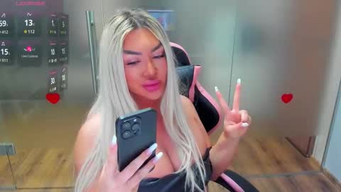 Sarah online show from 03-14-26, 02:33