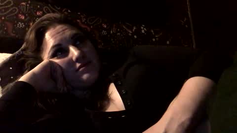 Snapshot of sarahsweetie17 chatting on 10-29-25, 08:16 sarahsweetie17 online show from 10-29-25, 08:16