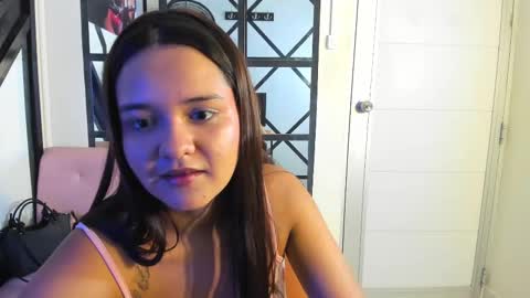 Sarai online show from 11-24-25, 01:44