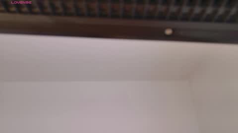 Sara jones   online show from 01-15-26, 12:43