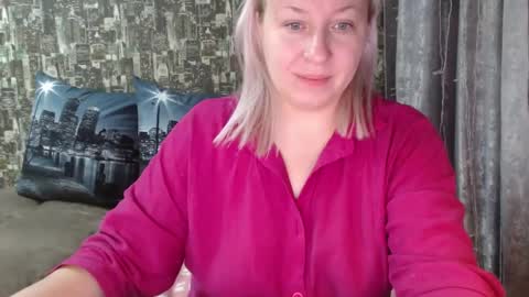 Sara online show from 02-17-25, 10:36