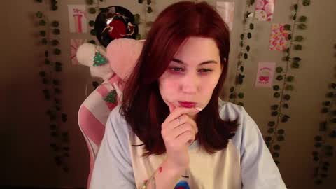 Snapshot of sarakinski chatting on 01-03-25, 10:52 Sara online show from 01-03-25, 10:52