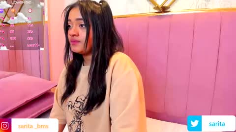 Snapshot of saramagiic chatting on 03-11-25, 06:08 online show from 03-11-25, 06:08