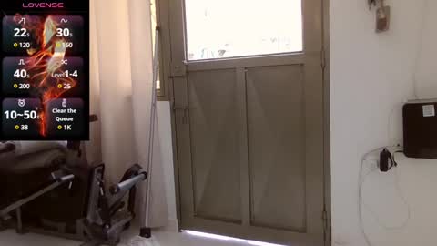 Snapshot of saramartinez100 chatting on 02-09-25, 05:43 sara martinez online show from 02-09-25, 05:43