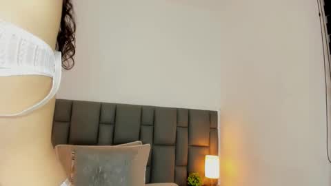 Sara online show from 10-11-25, 12:54