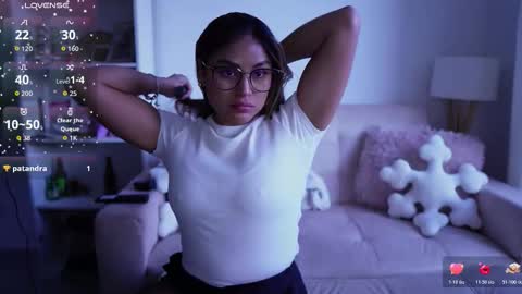 Sara online show from 10-21-25, 10:43