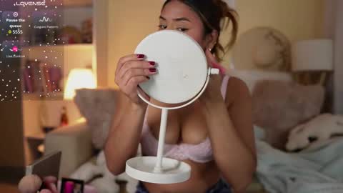 Sara online show from 11-10-25, 11:04