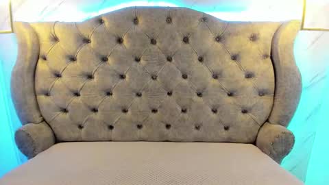 Snapshot of sarasaenz__ chatting on 01-20-25, 11:13 online show from 01-20-25, 11:13