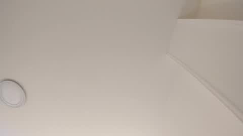 Snapshot of sarasaenz__ chatting on 02-15-25, 11:28 online show from 02-15-25, 11:28