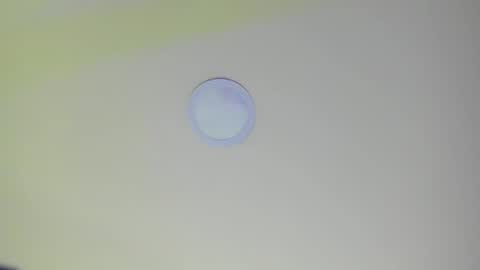 Snapshot of sarasaenz__ chatting on 02-21-25, 11:11 online show from 02-21-25, 11:11