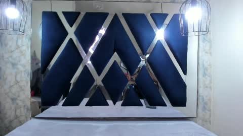 Snapshot of sarasaenz__ chatting on 02-25-25, 03:05 online show from 02-25-25, 03:05