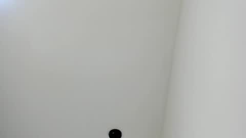 Snapshot of sarasaenz__ chatting on 03-06-25, 11:36 online show from 03-06-25, 11:36