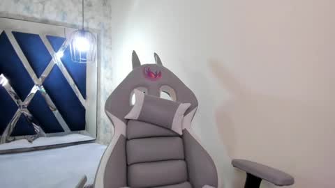 Snapshot of sarasaenz__ chatting on 03-06-25, 05:43 online show from 03-06-25, 05:43