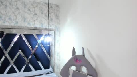   online show from 03-07-25, 05:49